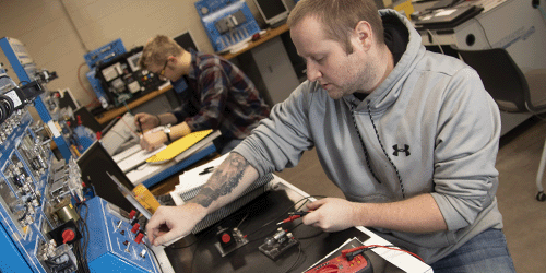 Student working in the Electrical Maintenance lab